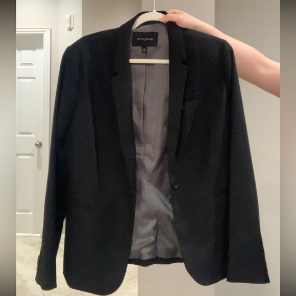Banana Republic Black Blazer - Size 12 - Picture 2 of 4